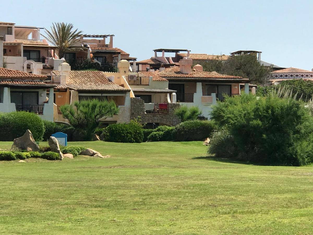 ポルト・チェルボCala Del Faro - Casa Di Mareアパートメント エクステリア 写真