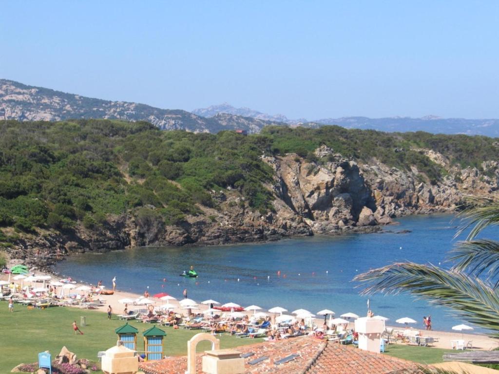 ポルト・チェルボCala Del Faro - Casa Di Mareアパートメント エクステリア 写真